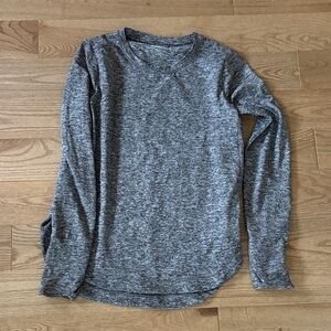 Athleta Gray Long Sleeve Tee